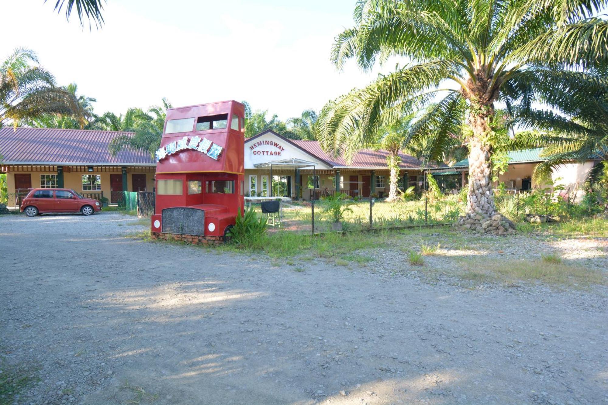 Hemingway Cottage 海明威度假屋 Semporna Exterior foto